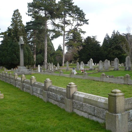 Memorials to the victims of the 1916 Faversham Munitions Explosion