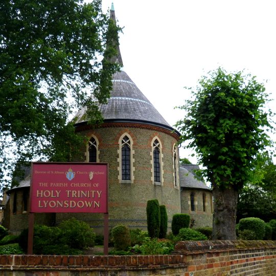 Holy Trinity Lyonsdown