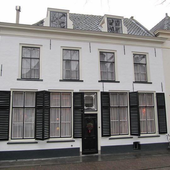 Voorstraat 27, Sommelsdijk