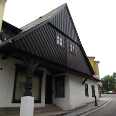 Dům čp. 83 s podloubím