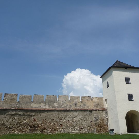 Mestské hradby, brána opevnenia