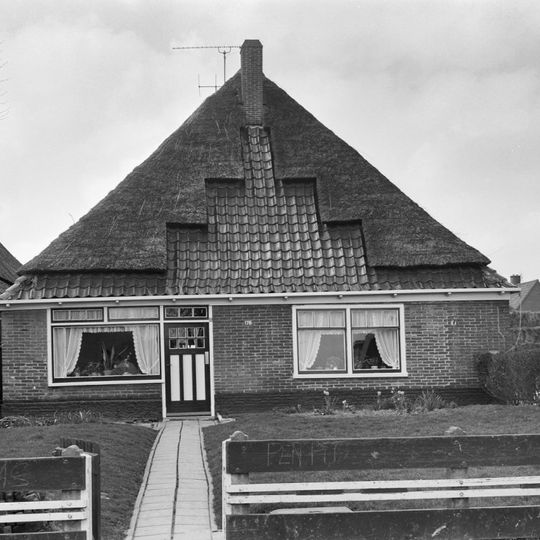 Stolphoeve, ook van belang in samenhang met nr 207