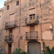 House in carrer de la Font, 10
