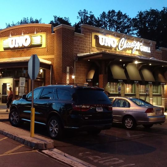 UNO Pizzeria & Grill