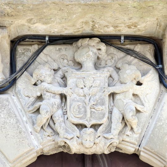 Escut dels Taiadella al Palau dels Marquesos d'Alòs