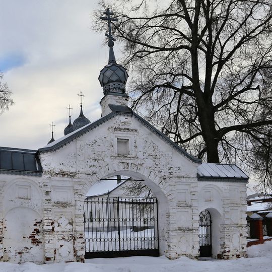 Ограда с воротами