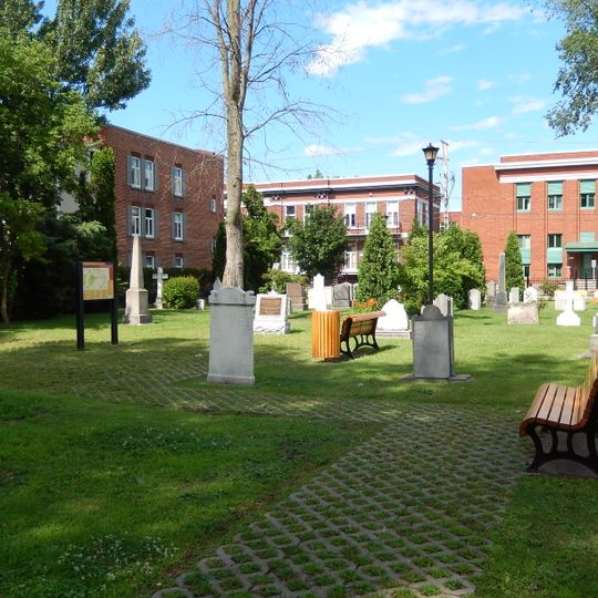 Cimetière Saint-James