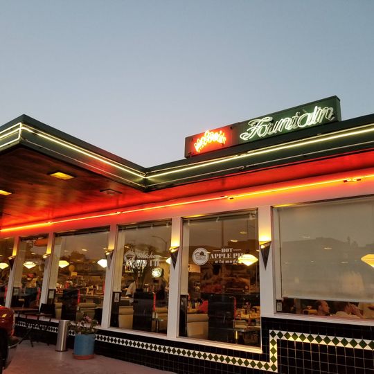 Mel's Drive-In