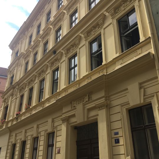 Nájemní novorenesanční Dům