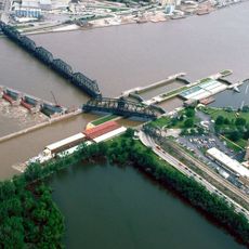 Lock and Dam No. 15
