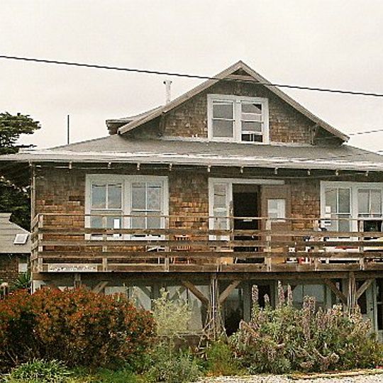 Pleasure Point roadhouse