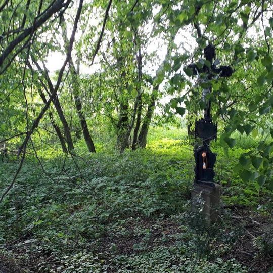 Kříž severně od Radenína