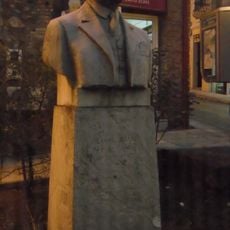 Bust of Ioannis Valalas, Kastoria