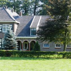 Zenderensestraat 2, Zenderen