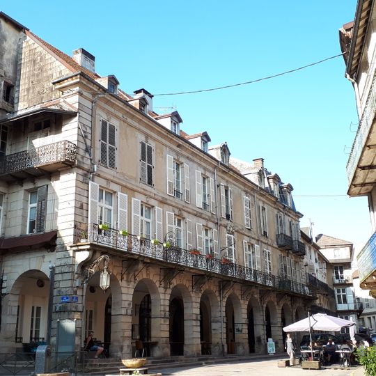 Maison des Arcades