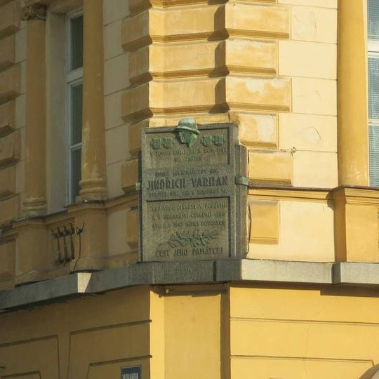 Pamětní deska Jindřicha Varhana v Roudnici