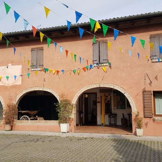 Provincial Ethnographic Museum Case Piavone