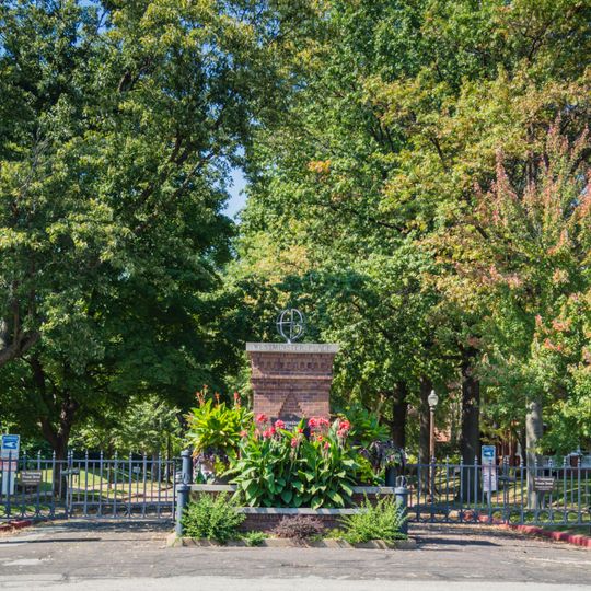 Holy Corners Historic District