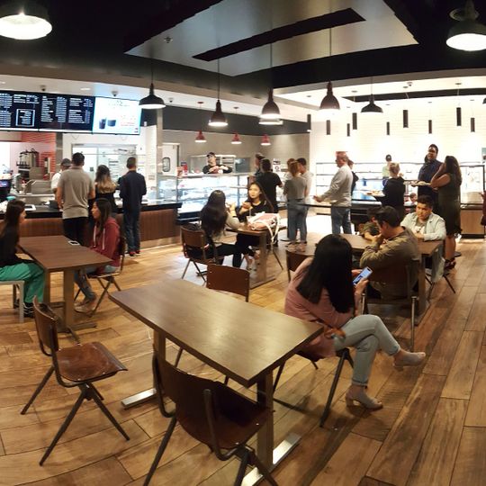85°C Bakery Cafe - Rancho Cucamonga