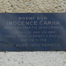 Pamětní deska v Července ulice Svatoplukova