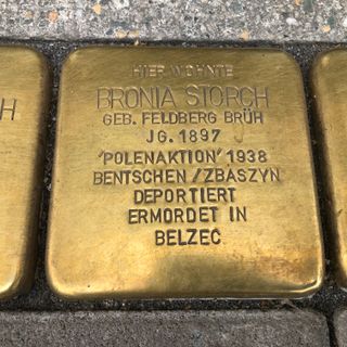 Stolperstein dedicated to Bronia Storch