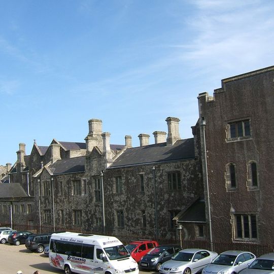Officers Barracks And Attached Basement Area Walls And Rails