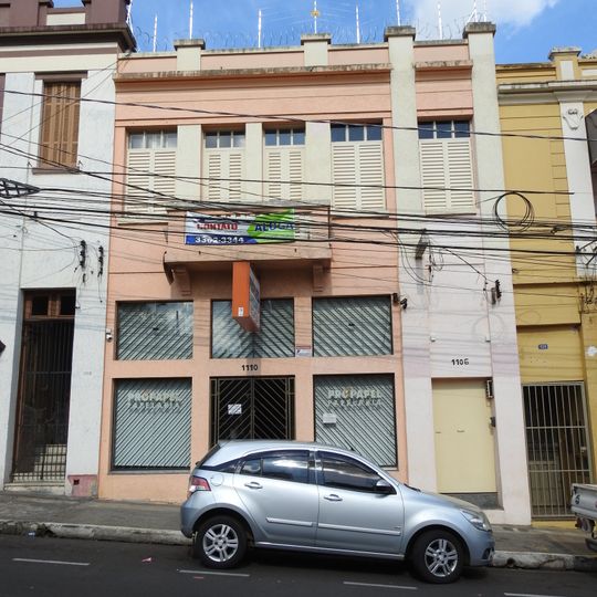 Imóvel à Rua Dona Alexandrina, nº 1106 e 1110