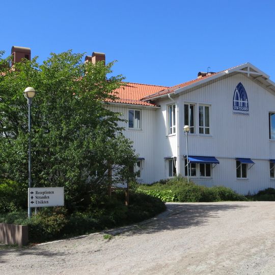 Åh stiftsgård