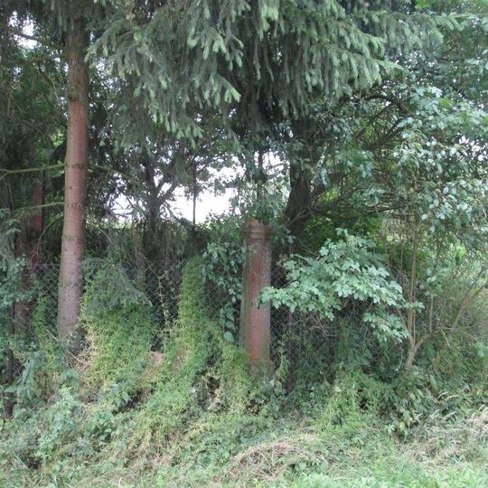 Kříž západně od Mířovic