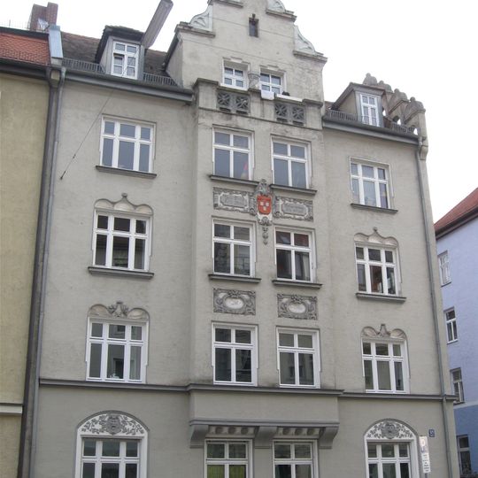 Mietshaus