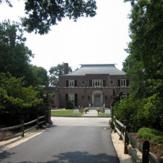 Newton White Mansion