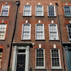 29, Fournier Street E1