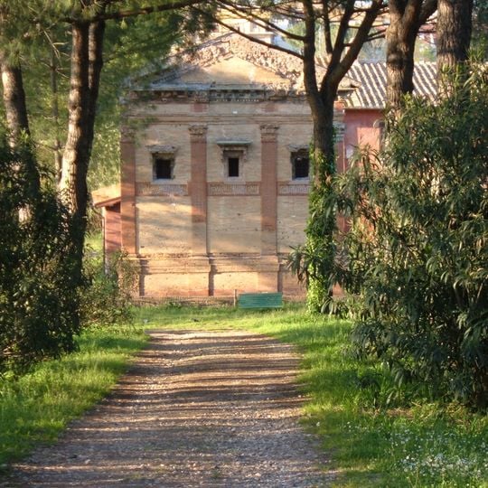 Cenotafio di Annia Regilla