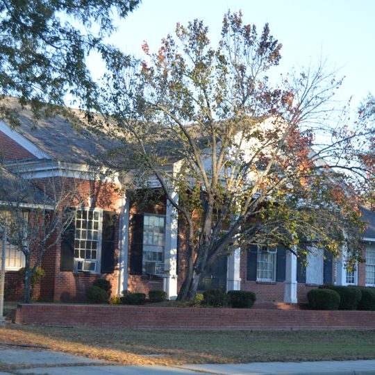 Robert Smalls School