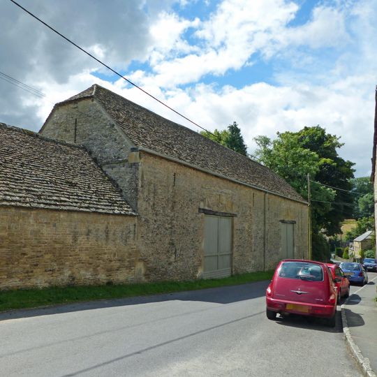 Double barn circa 50 metres north of Manor Farm