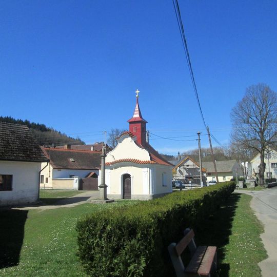 Kříž v Kalenicích