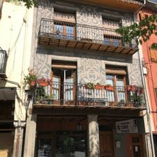 Building in plaça Cabrinetty, 6