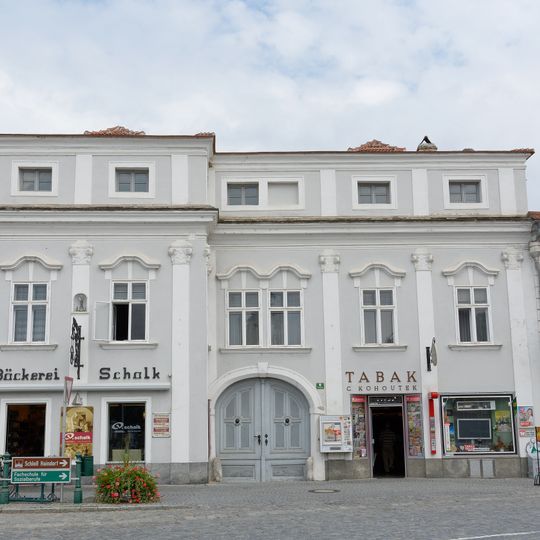 Wohn- und Geschäftshaus Kornplatz 6