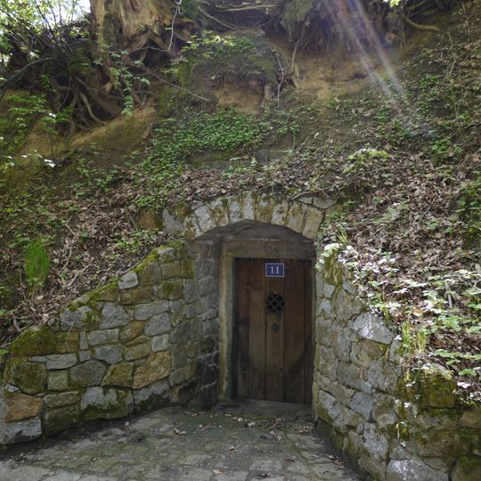 Erdkeller 11