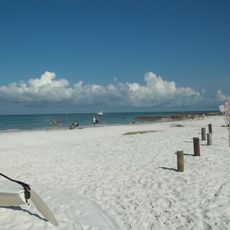 Sanderling Beach Club