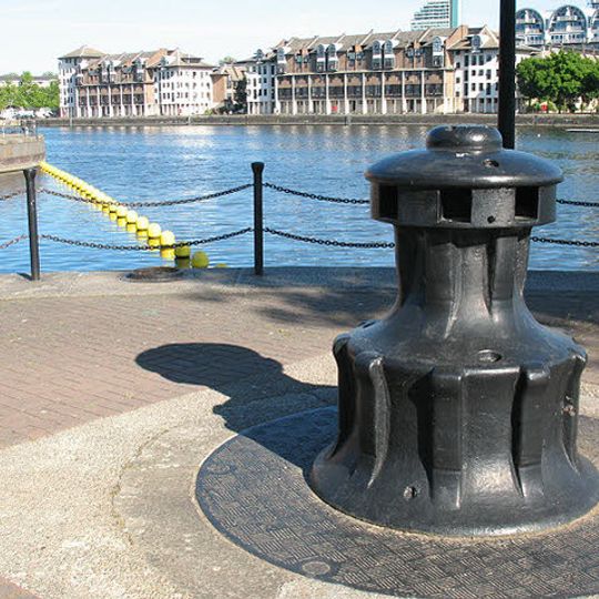 Capstan, Greenland Dock