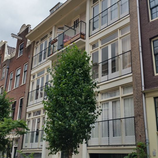 Nieuwe Looiersstraat 68-70