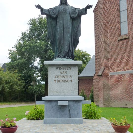 Statue of Sacred Heart of Jesus Christ