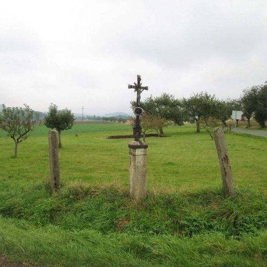 Kříž východně od Kanic