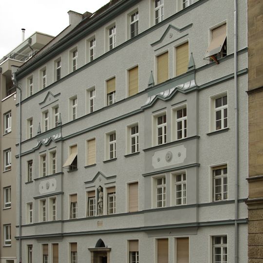 Neumannstraße 33