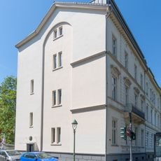 Arndtstraße 2, Adenauerallee 106