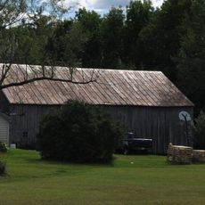 Barn on Lot 8, Range G