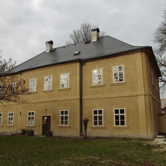 Rectory in Bečov nad Teplou