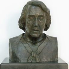 Busto conmemorativo a María Zambrano