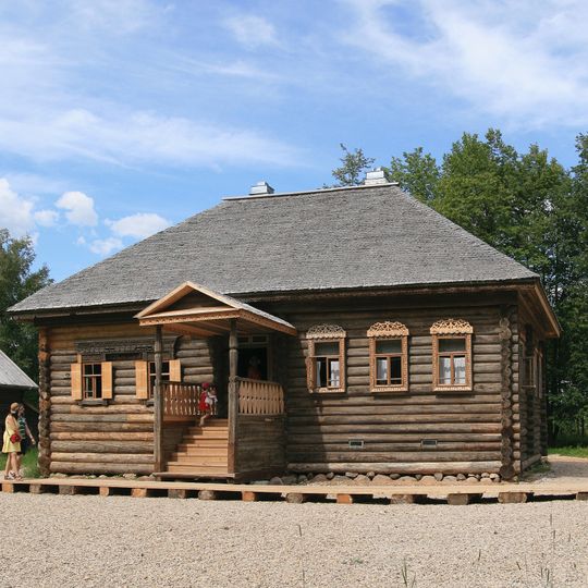 Dobrovolskie House, Vitoslavlitsy